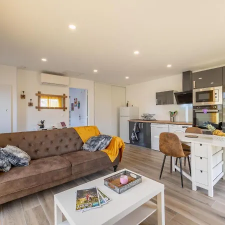 Cosy A Fay-les-etangs: Jardin, Parking, Wi-fi, Equipements Moderness - Fr-1-526-40 Dom wakacyjny